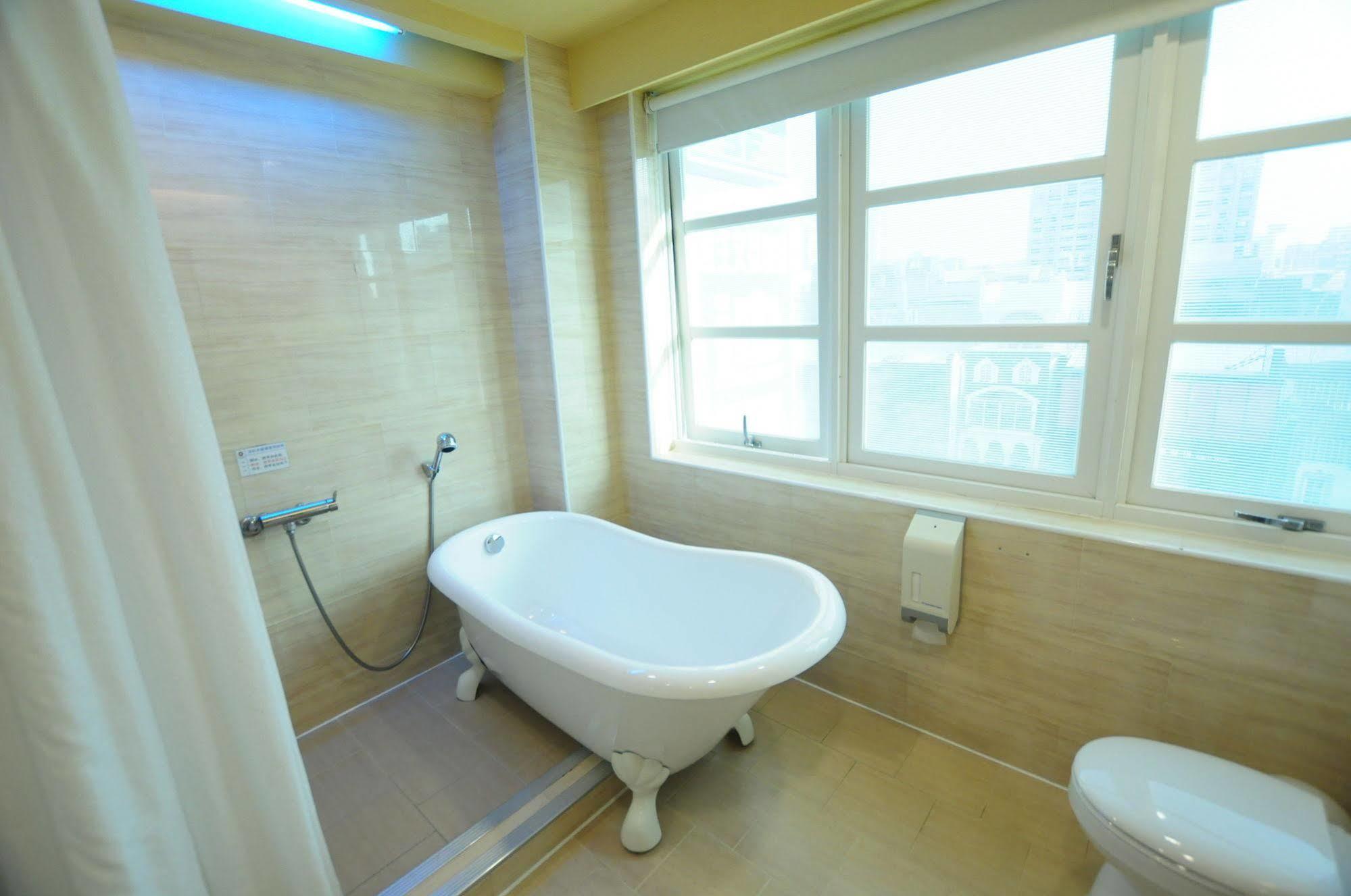Kindness Xin Jue Jiang Hotel Kaohsiung Exterior photo
